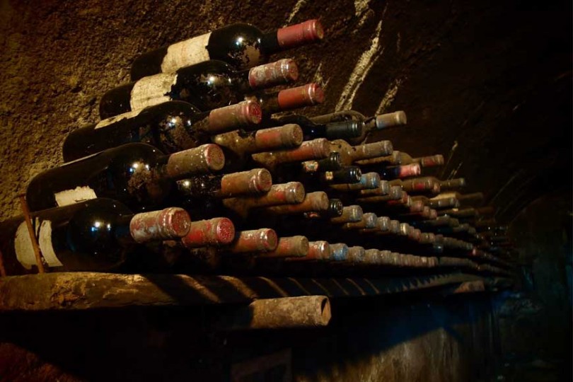 conservazione del vino, bottiglie antiche - EFW
