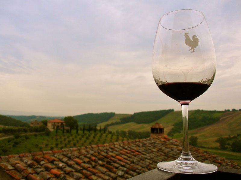 Bicchiere di Vino Toscano rosso