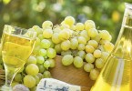 Uva bianca calice e vino - Enjoy Food & Wine